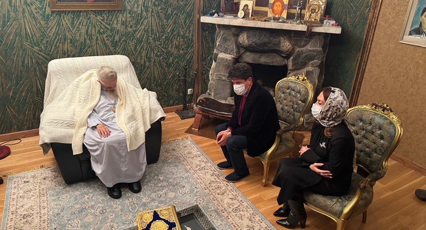 Мамука Пипиа: "Патриарх назначил в качестве местоблюстителя патриаршего престола митрополита Шио еще при жизни, и мы все доверяем его выбору"