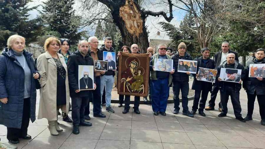 Акция протеста прошла в Тбилиси - Патриарх-еретик Варфоломей не имеет права приезжать в Грузию!