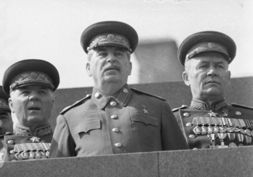 Георгий Иремадзе: Сегодня 9 мая, поздравляем с Днем Победы в Великой Отечественной войне над фашизмом!